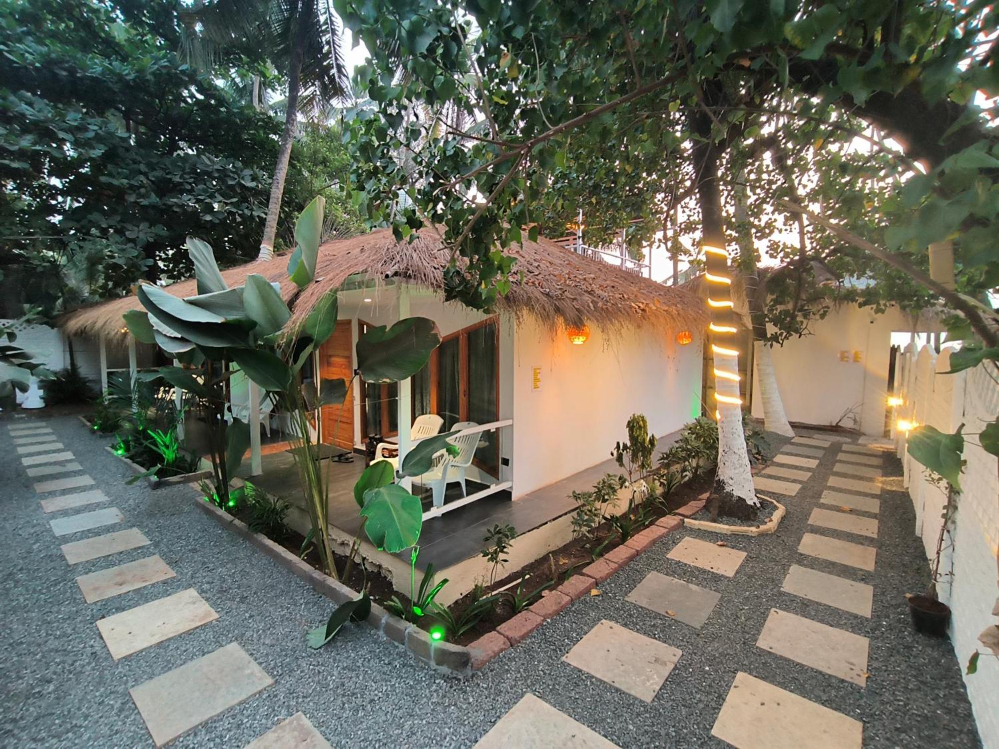 Aqua Beach Stays Ashwem Mandrem Εξωτερικό φωτογραφία
