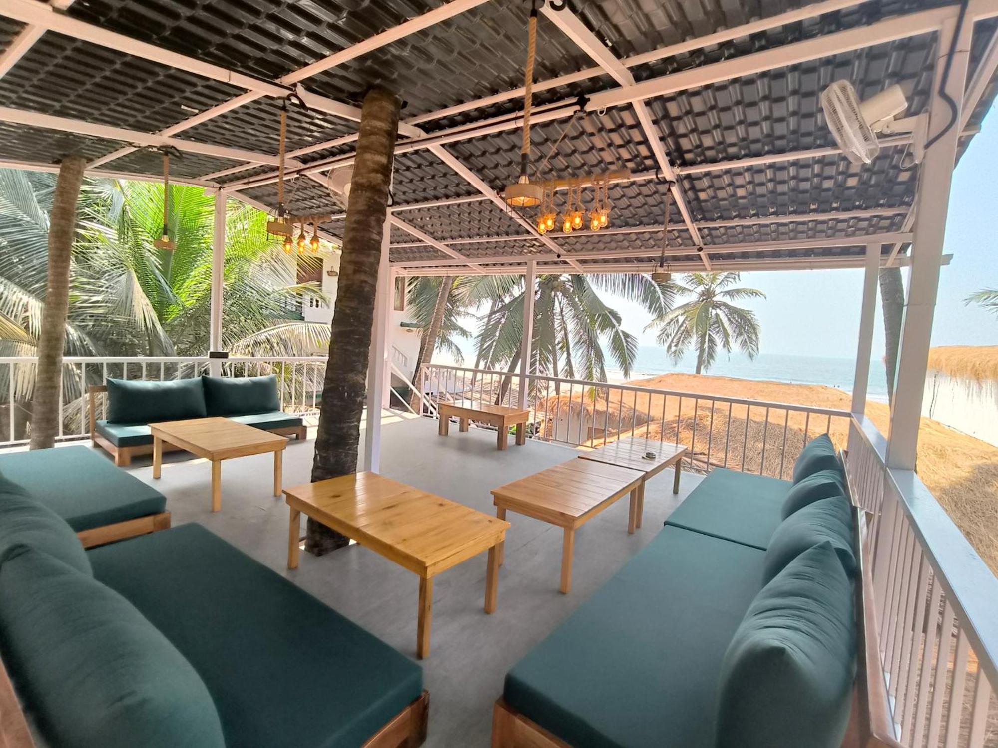 Aqua Beach Stays Ashwem Mandrem Εξωτερικό φωτογραφία