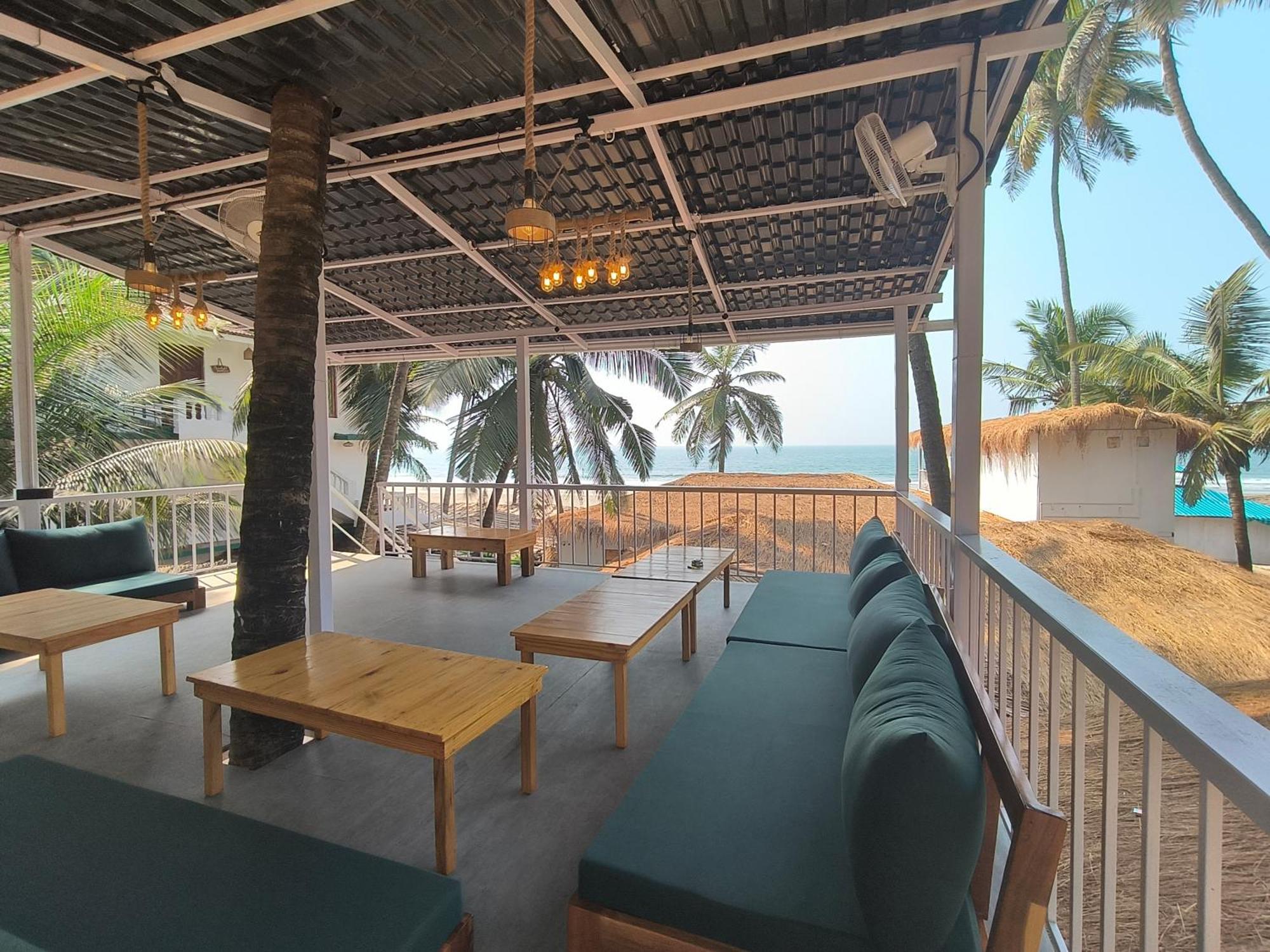 Aqua Beach Stays Ashwem Mandrem Εξωτερικό φωτογραφία