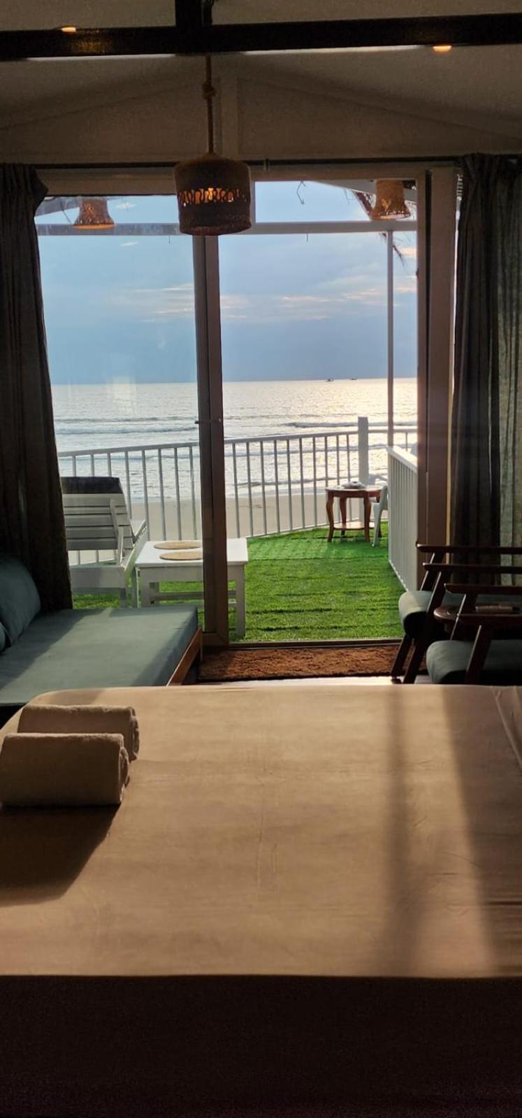 Aqua Beach Stays Ashwem Mandrem Εξωτερικό φωτογραφία